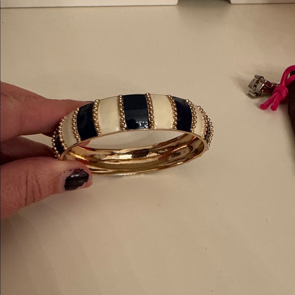 Kate Spade Navy & Cream Enamel Bangle Bracelet Gold Tone - Picture 3 of 4